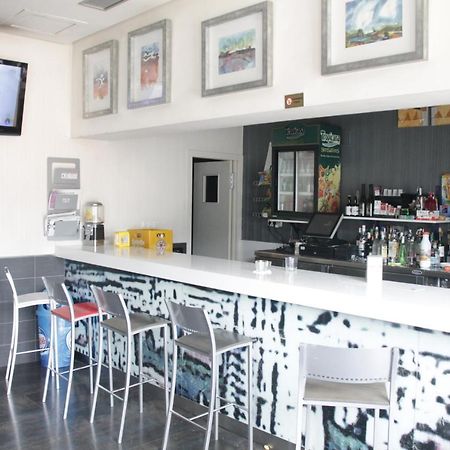 Hostal Francisco Salinas Burgo Zewnętrze zdjęcie